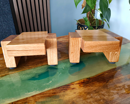Solid oak speaker - solid,