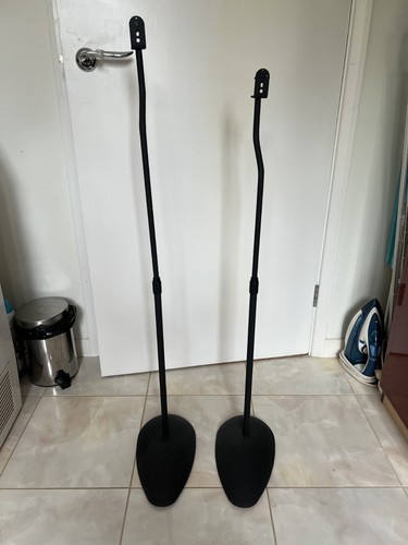 Pair hive satellite - of, hi(fi)ve