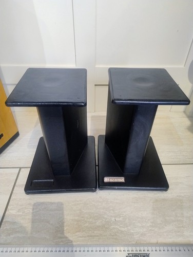 Atacama speaker stands 33cm